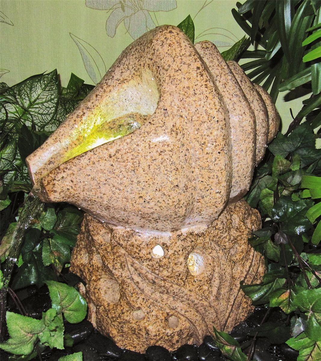 Quellstein Skulptur Muschel L45cm Granit Gartenbrunnen Springbrunnen